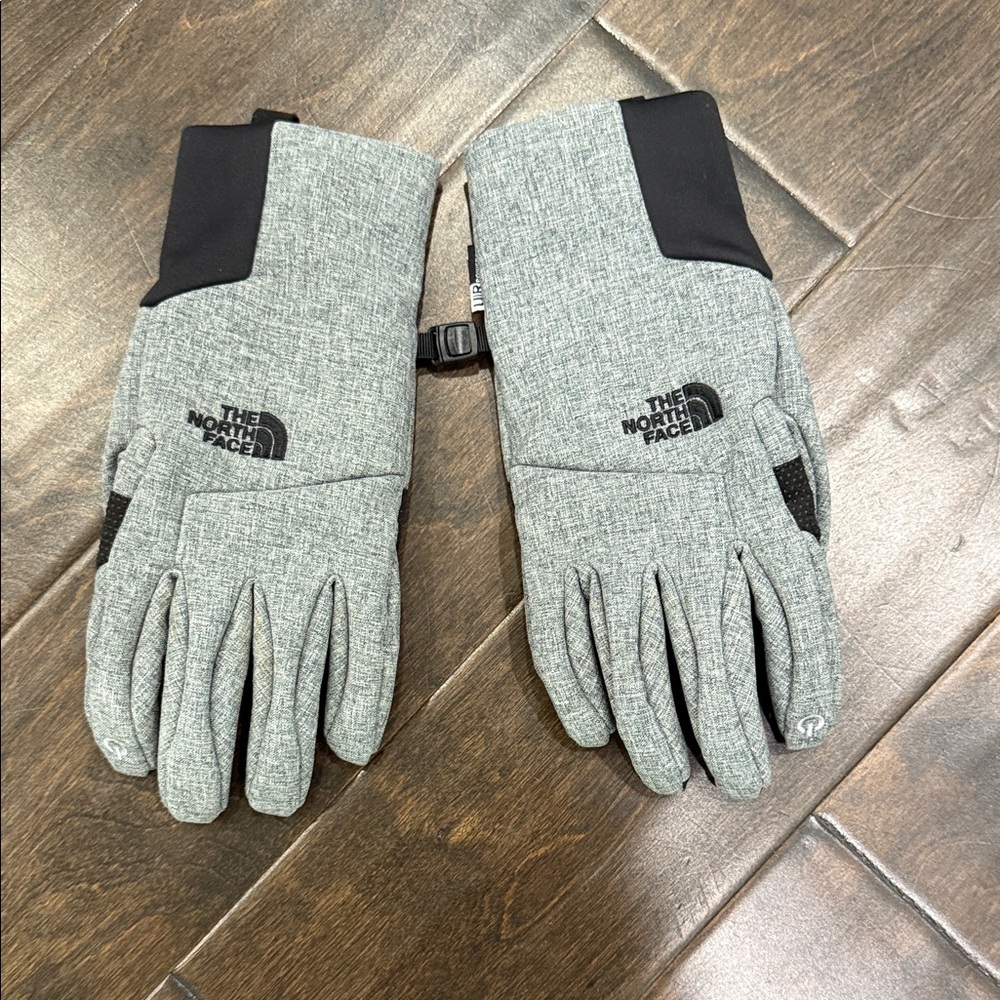 The North Face youth Black and Gray Gloves